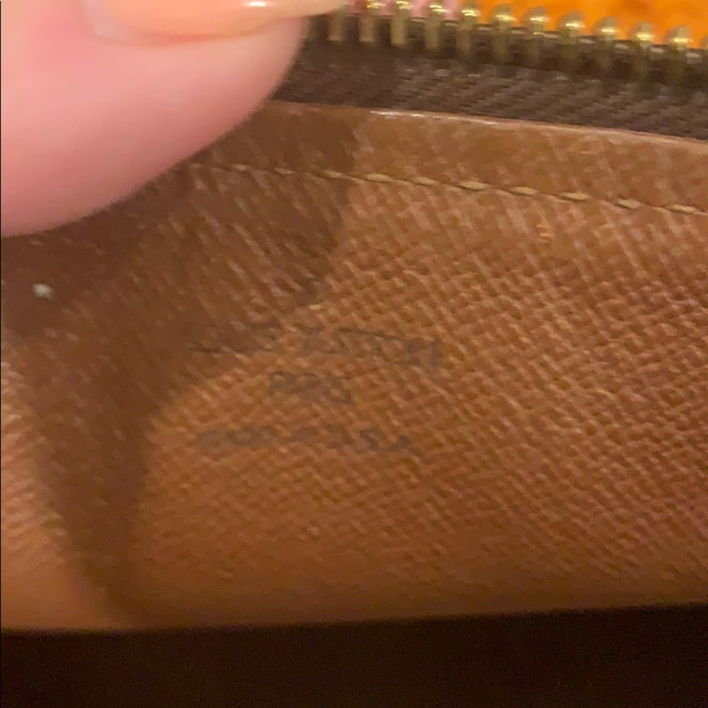 Purse - Picture 4 of 6